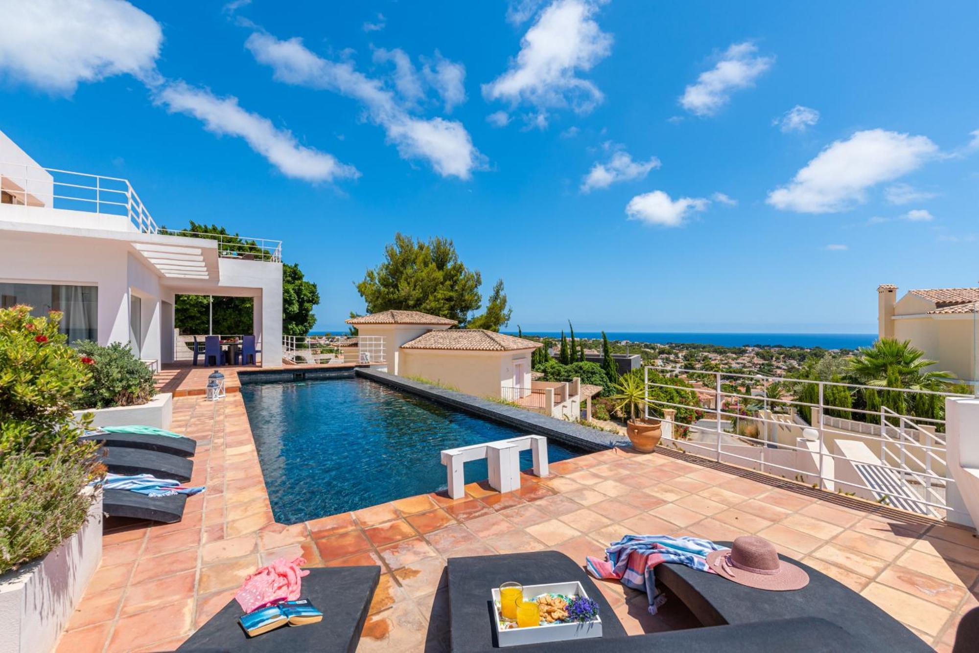Villa Moderna - Plusholidays カルプ エクステリア 写真