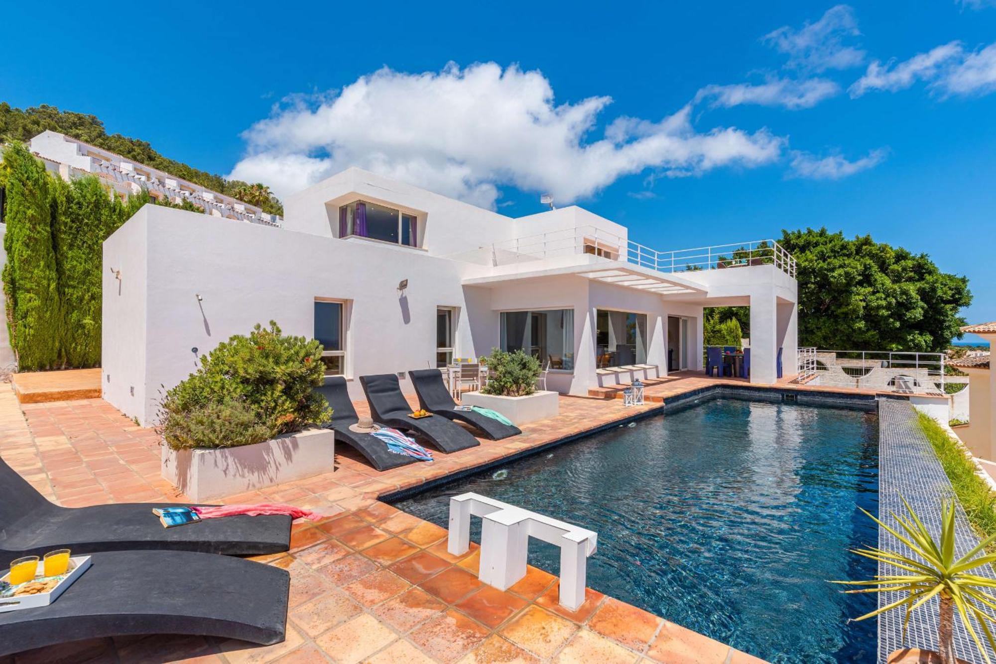 Villa Moderna - Plusholidays カルプ エクステリア 写真