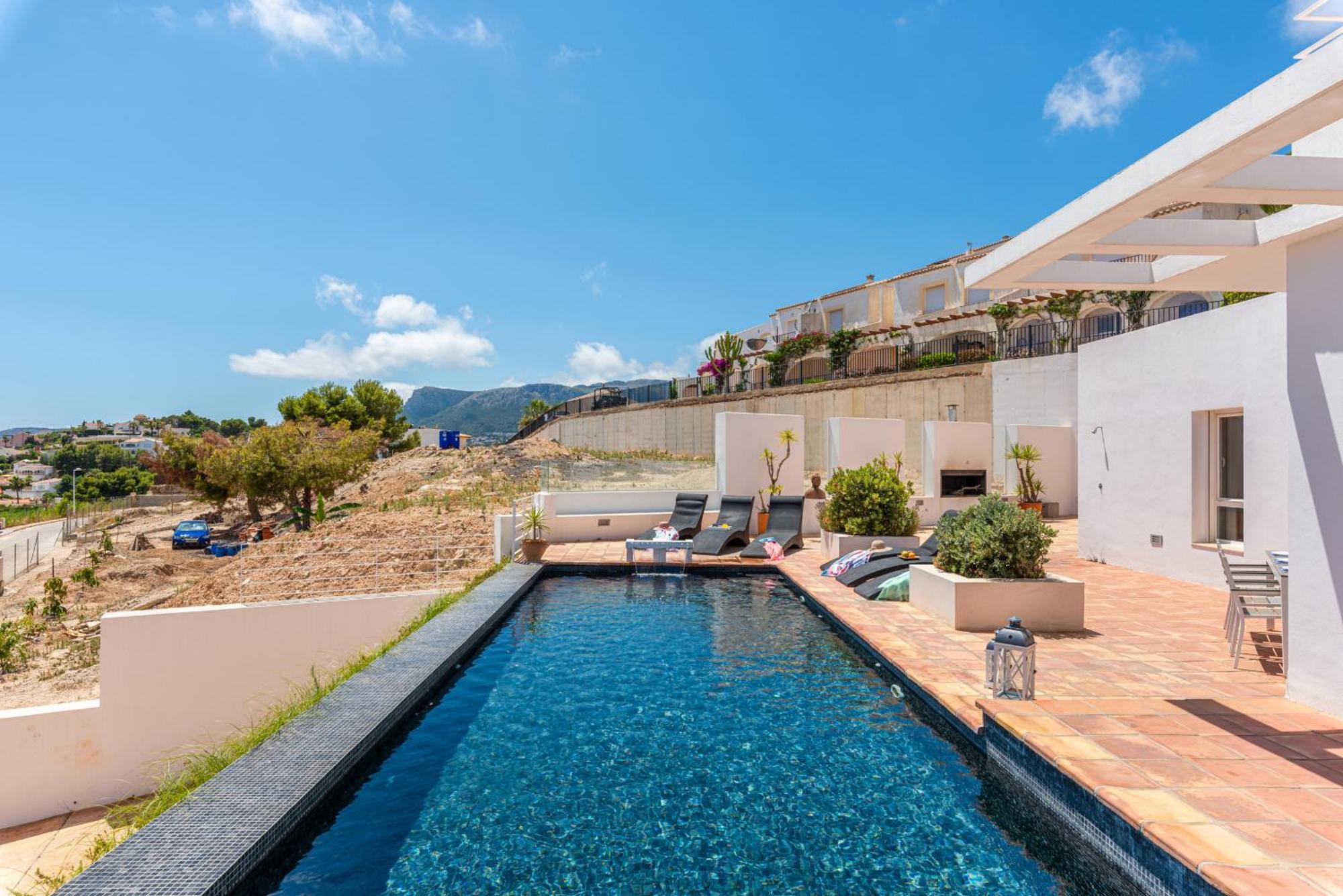 Villa Moderna - Plusholidays カルプ エクステリア 写真